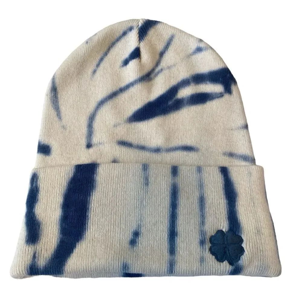 Tie-Dye Blue & White Clover Unisex Beanie
